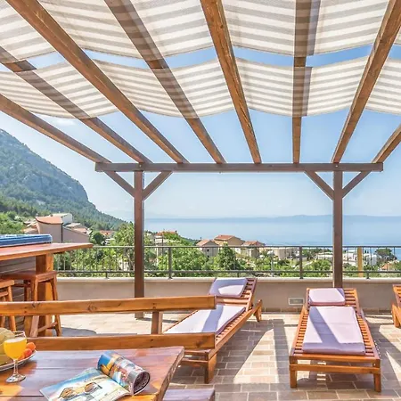 2 Bedroom Beautiful Apartment In Makarska Makarska