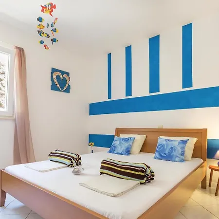 Apartment Makarska Veliko Brdo II Holiday home