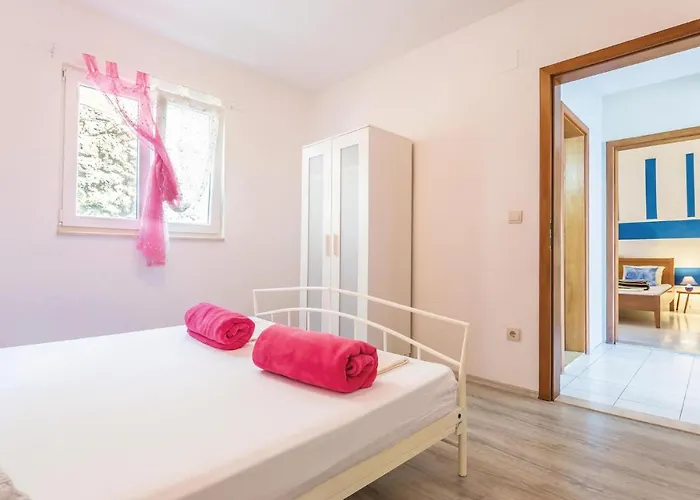 Veliko Brdo Ii Nyaraló