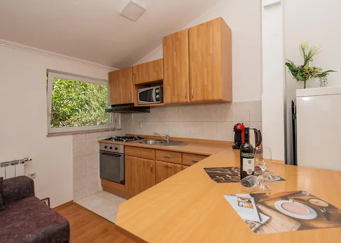 Veliko Brdo Ii בית נופש