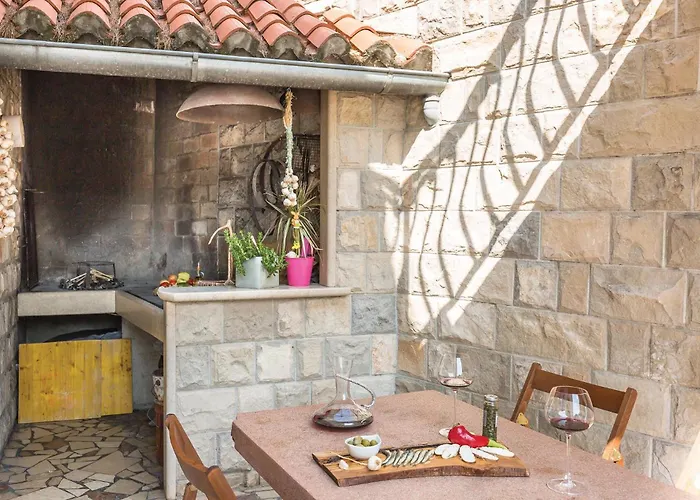 Veliko Brdo Ii בית נופש *