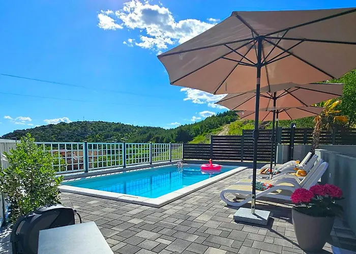 Veliko Brdo Ii מאקרסקה